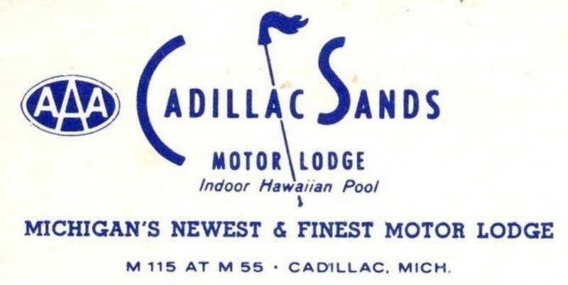 Lake Cadillac Resort (Cadillac Sands Resort) - Vintage Postcard